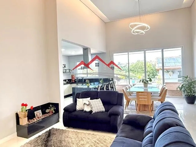 Imagem: Casa Térrea À Venda no Vivenda do Japi