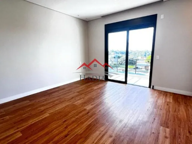 Imagem 5: Casa Alto Padrão 394 M² de Área Construída | 4 Suítes | Piscina | Hidromassagem