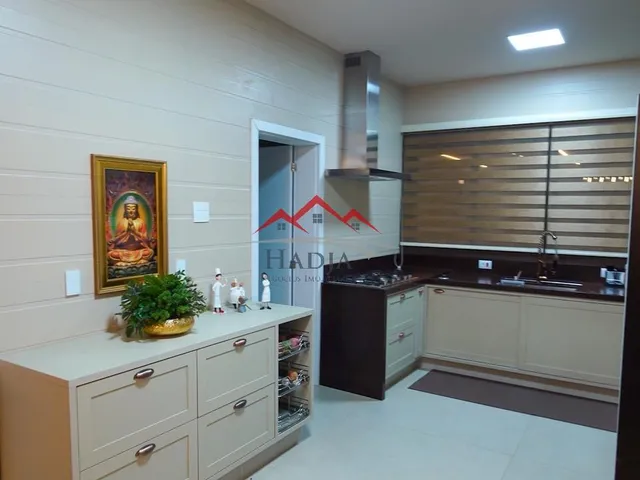 Imagem 2: Casa de Alto Padrão À Venda no Clube de Campo Valinhos - Valinhos/Sp