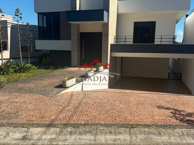 Imagem: Casa de Alto Padrão À Venda no Condomínio