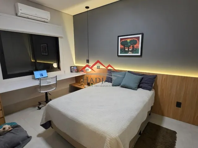 Imagem 10: Casa Moderna 4 Suítes, Piscina, Pé Direito Duplo, À Venda no Condomínio Bosque dos Jatobás, Engordadouro, Jundiaí (Sp