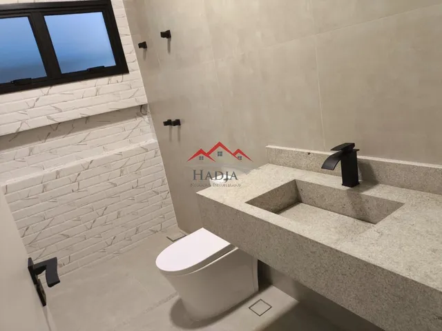 Imagem 15: Casa a Venda no Condomínio Vivenda das Pitangueiras em Valinhos - Sp