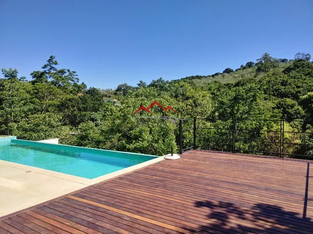 Imagem: Casa de Luxo À Venda no Condomínio Parque