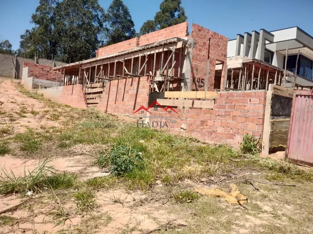 Imagem 13: Casa Térrea À Venda com 3 Suítes em Condomínio Fechado