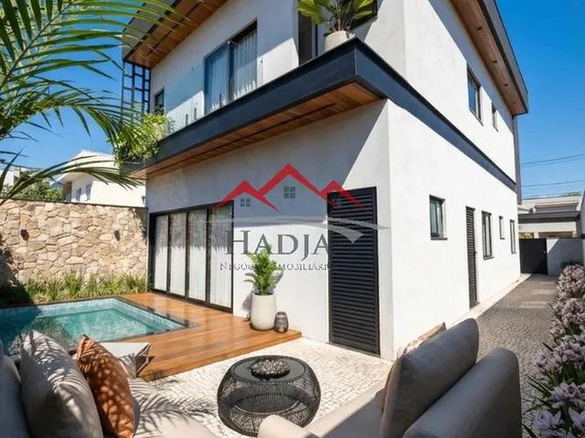 Imagem 3: Casa com 4 Suítes e Piscina no Condomínio Lago Azul Jundiaí Sp