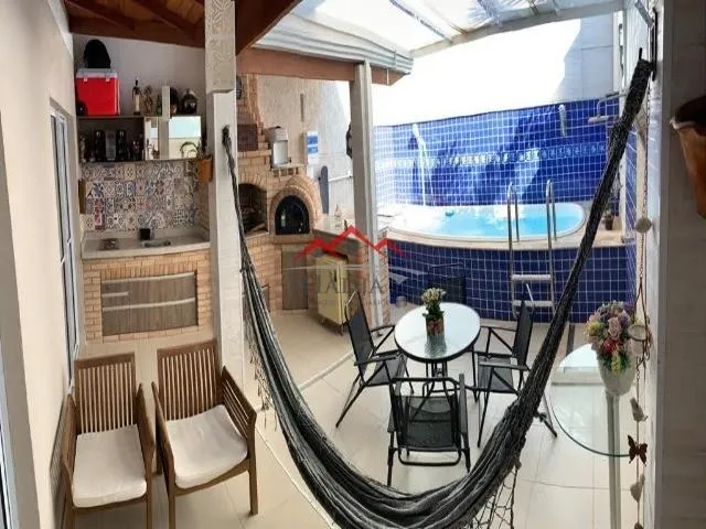 Imagem: Casa em Condomínio À Venda em Engordadouro