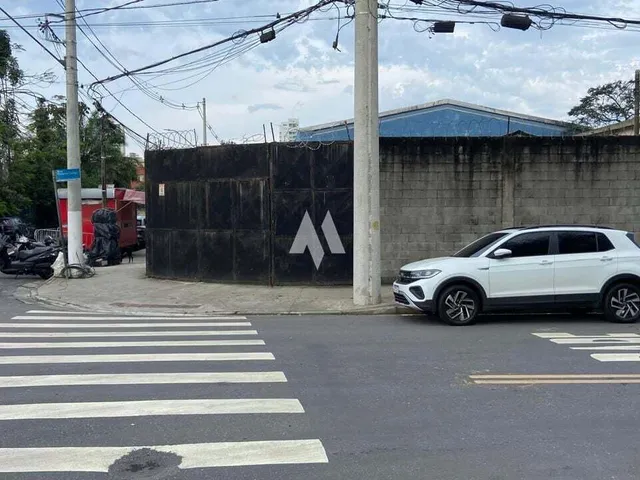 Imagem: Terreno para Locação com 450 M2, Frente