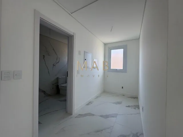 Imagem 6: Casa de Altíssimo Padrão À Venda em Um dos Principais Condomínios do Bairro Ingleses - Florianópolis Sc!