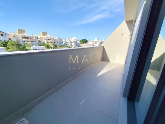 Imagem 2: Apartamento Duplex À Venda em Localização Privilegiada na Praia de Ingleses, Florianópolis/Sc!