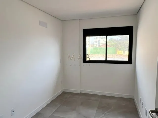 Imagem 4: Lindo Apartamento À Venda, no Saint Humbert Residence, a 80 Metros da Praia dos Ingleses, Florianópolis/Sc!