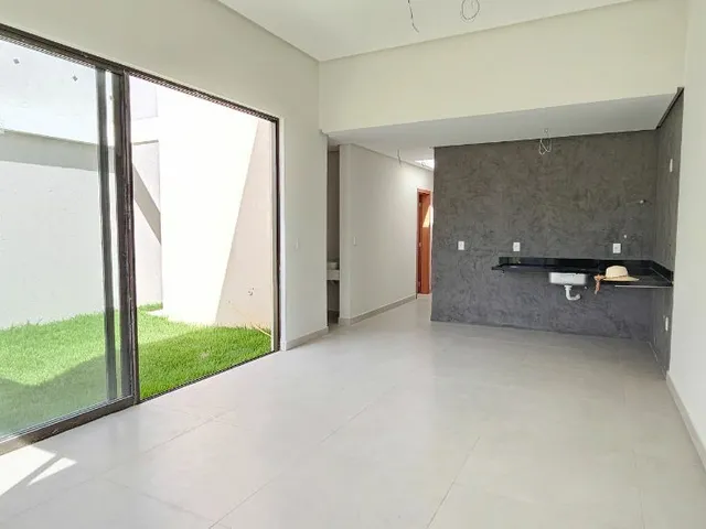 Imagem 2: Casa 3 Dormitórios para Venda em Camaçari - Ba