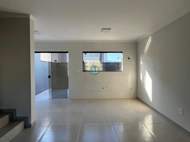 Imagem 5: Vendo Casa Sobrado, com 02 Quartos (02 Suítes), 01 Vaga de Garagem, em Forquilhas - Loteameno Lisboa 3