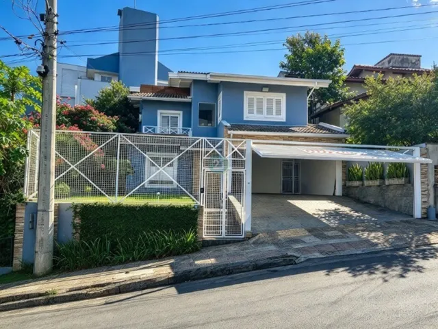 Imagem: Casa com 04 Quartos, Piscina, Espaço Gourmet