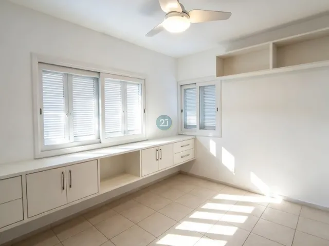 Imagem 13: Casa com 04 Quartos, Piscina, Espaço Gourmet em Terreno de 361M², com Vista para o Mar no João Paulo, Florianópolis