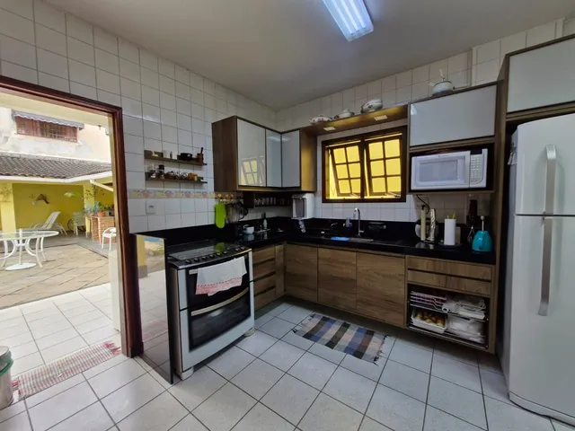 Imagem 15: Casa Duplex À Venda no Anil: 3 Quartos, 1 Suíte, Lazer Privativo e Excelente Localização!