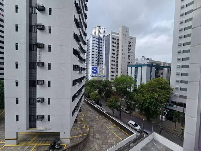 Imagem 4: Excelente Apartamento de 2 Quartos Mobiliado na Torre, em Localização Privilegiada