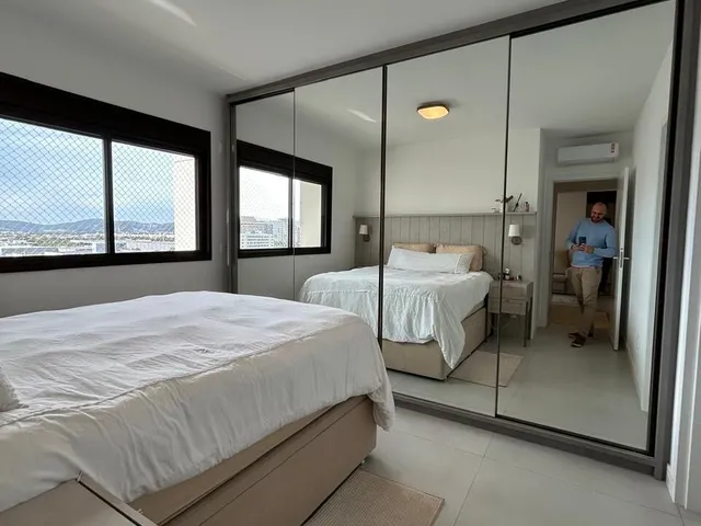 Imagem 4: Apartamento Finamente Mobiliado À Venda no Le Magnific Residence, Localizado no Bairro Pedra Branca, em Palhoça/Sc