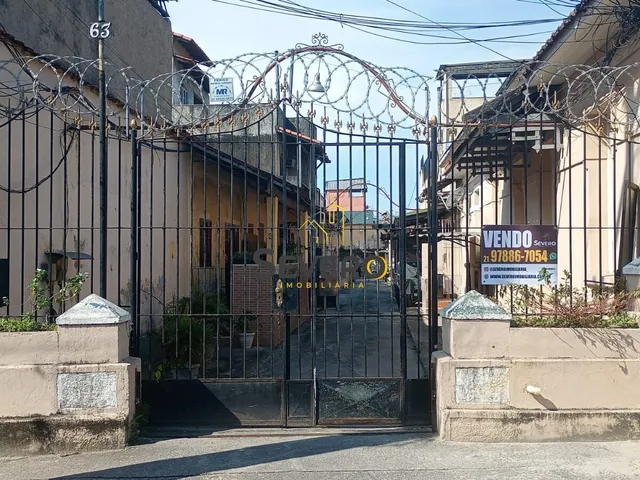 Imagem: A casa possui 3 Dormitórios, 1 Banheiro, 1 Vaga na