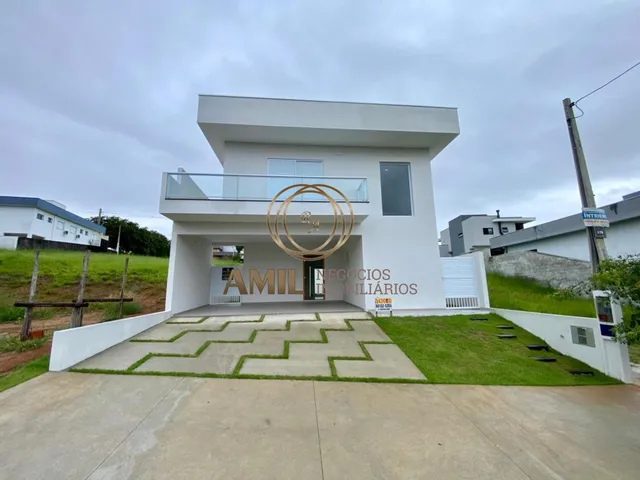 Imagem: Ra Amil Vende Casa Sobrado, com 03 Dormitórios