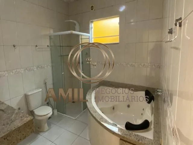 Imagem 8: Casa / Chácara Guizard / 03 Dormitórios com 01 Suíte / 300M²/ Taubaté