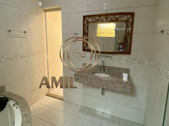 Imagem 5: Casa / Chácara Guizard / 03 Dormitórios com 01 Suíte / 300M²/ Taubaté