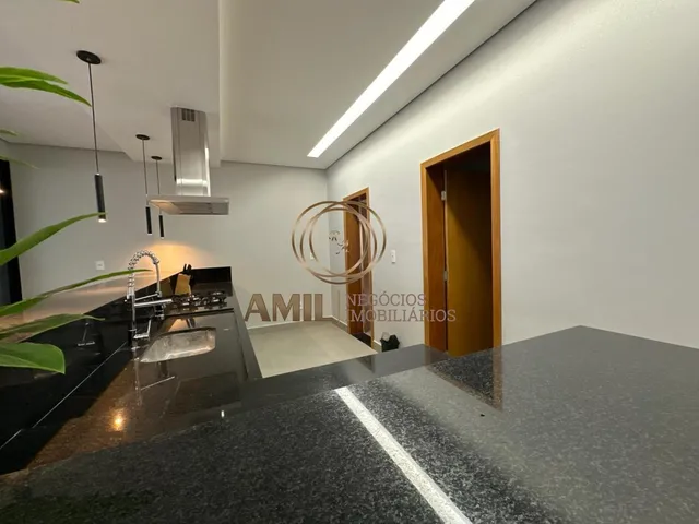 Imagem 2: 0 Casa com 4 dormitórios