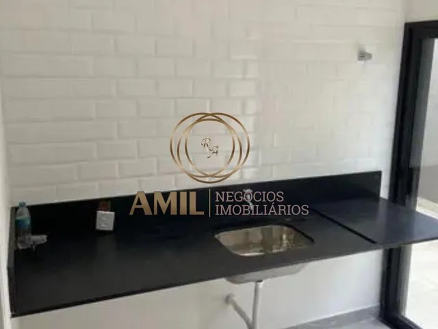 Imagem 2: Linda Casa / 04 Dormitórios Sendo 03 Suítes e 01 Suite Master / Urbanova / 500M² São José dos Campos