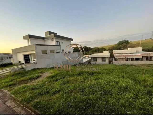 Imagem: Terreno / Condomínio Terras do Vale / 300M²/