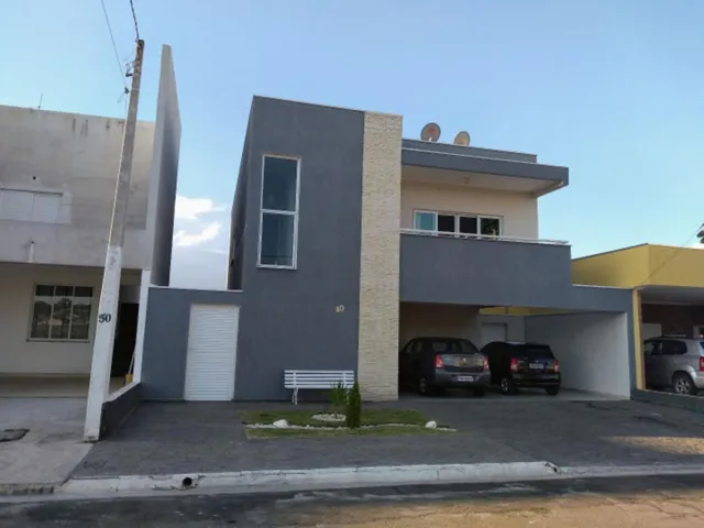 Imagem: Sobrado com Dois Andares para Duas Famílias