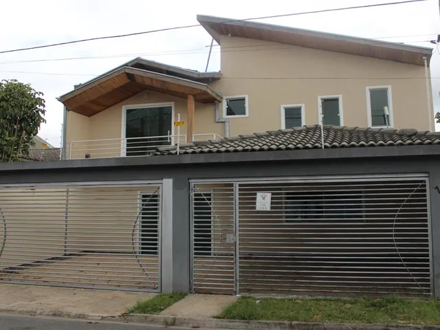 Imagem: Casa 4 Dormitórios - Villa Branca