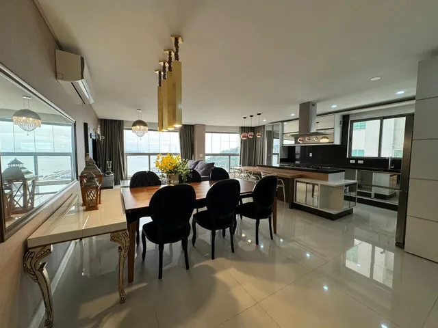 Imagem 1: Apartamento Mobiliado Frente Mar para Locação Anual em Balneário Camboriú