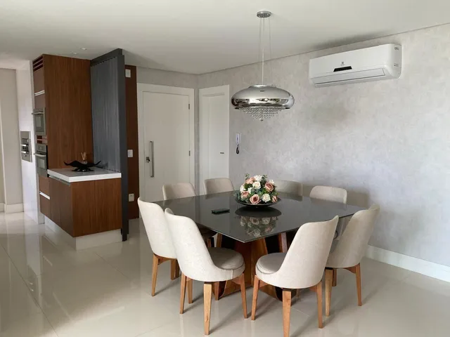 Imagem 12: Apartamento Vista Mar Mobiliado com 03 Suítes Altíssimo Padrão