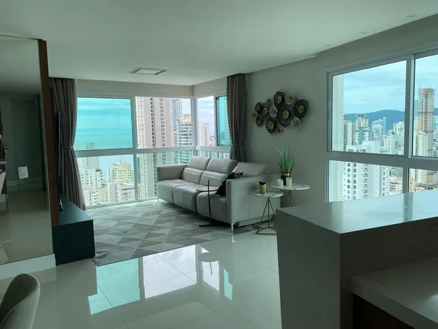 Imagem 5: Apartamento Vista Mar Mobiliado com 03 Suítes Altíssimo Padrão