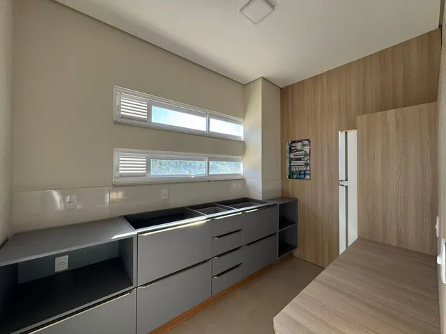 Imagem 8: Sala Comercial para Locação na Avenida dos Estados em Balneário Camboriú