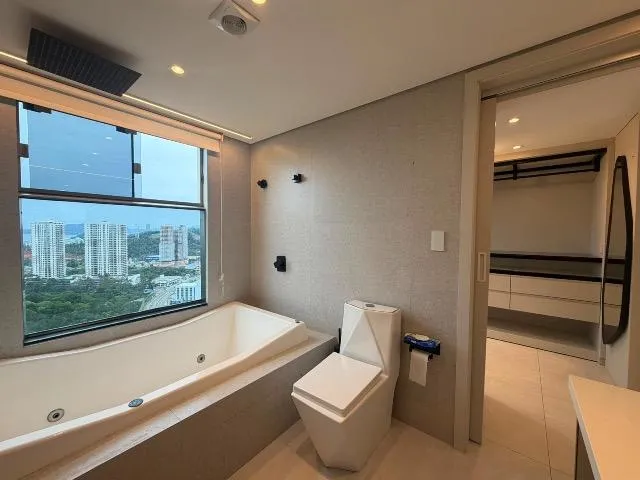 Imagem 4: Max Haus - Cobertura Duplex Decorada na Praia Brava em Itajaí