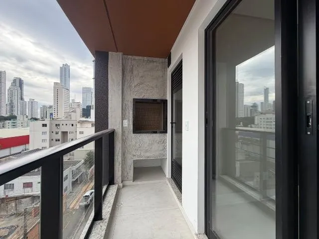 Imagem 2: Apartamento para Locação com 3 Quartos Sendo 1 Suite no Centro de Balneário Camboriú / Sc