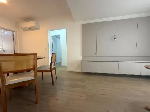 Imagem 5: Apartamento para Locação com 3 Quartos Sendo 1 Suite no Centro de Balneário Camboriú / Sc