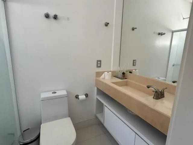 Imagem 7: Casa Alto Padrão em Condômino na Praia Brava 6 Quartos 2 Piscinas Elevador 1.000M² de Area