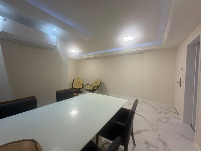 Imagem 10: Apartamento Frente Mar com 3 Dormitórios e Churrasqueira no Centro de Balneário Camboriú