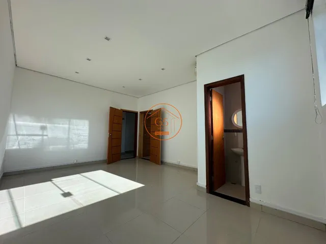 Imagem: Sala Comercial em Prédio na Rua do Retiro