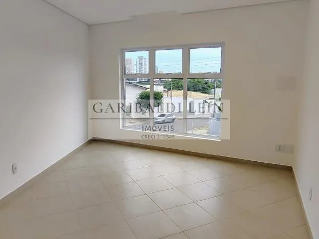 Imagem 16: 0 Loja com 6 banheiros