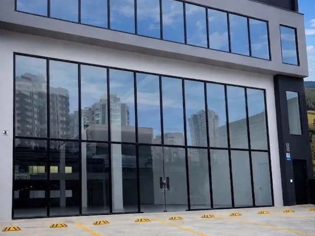 Imagem: Loja para Locação de 774,15 M² Ao Lado