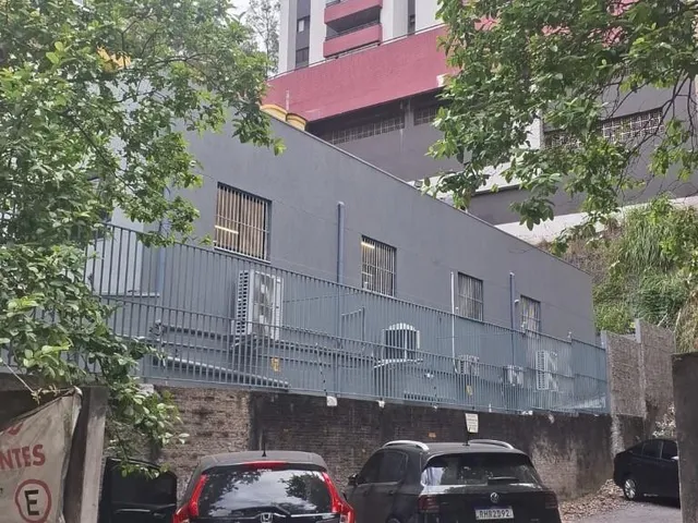 Imagem 7: Ponto Comercial para Locação na Vila Andrade, São Paulo-Sp: 3 Salas, 3 Banheiros, 4 Vagas de Garagem, 300M² de Área