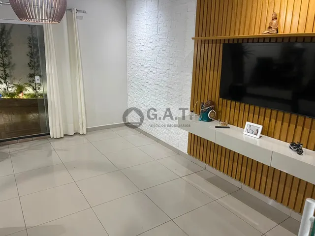 Imagem: Venda de Casa com 2 Quartos e Suíte no