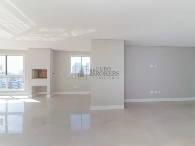 Imagem 14: Apartamento com 04 Suítes no Centro de Balneário Camboriú