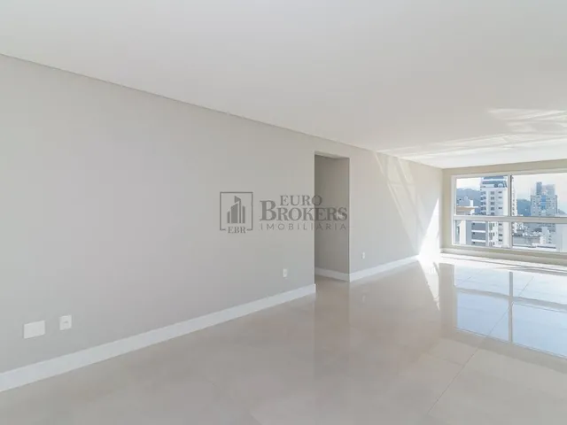 Imagem 7: Apartamento com 04 Suítes no Centro de Balneário Camboriú