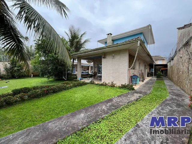 Imagem 16: Casa a Venda em Ubatuba com Piscina, 6 Dormitórios a 350 Metros da Praia de Maranduba. Aceita Financiamento !