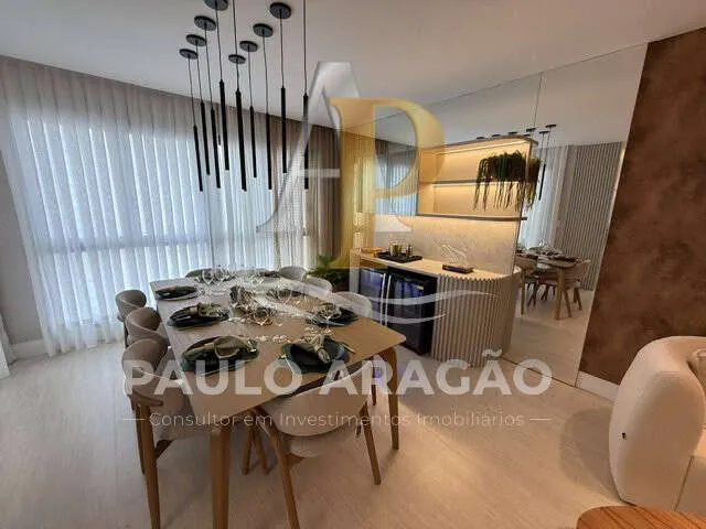 Imagem 1: Apartamento de Alto Padrão À Venda, no Residencial Hannover em Balneário Camboriú, Centro, com 3 Quartos, 120M²