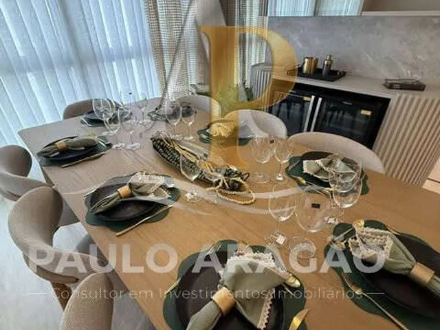 Imagem 7: Apartamento de Alto Padrão À Venda, no Residencial Hannover em Balneário Camboriú, Centro, com 3 Quartos, 120M²