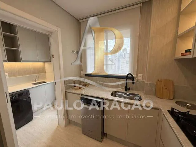 Imagem 15: Apartamento de Alto Padrão À Venda, no Residencial Hannover em Balneário Camboriú, Centro, com 3 Quartos, 120M²